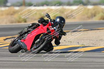 media/Oct-17-2024-Racers Edge (Thu) [[f51934c085]]/B Group/Session 4 (Turn 16)/